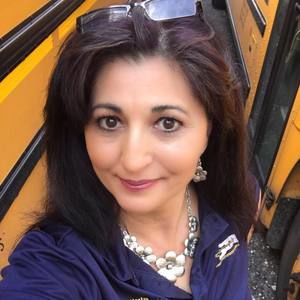 Meet your Posher, Julia